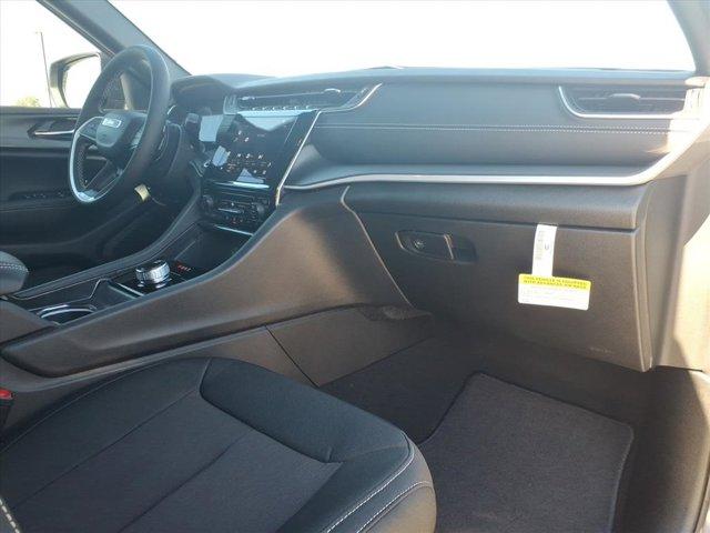 new 2025 Jeep Grand Cherokee car, priced at $34,943