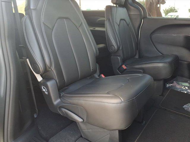 new 2026 Chrysler Pacifica car, priced at $38,125