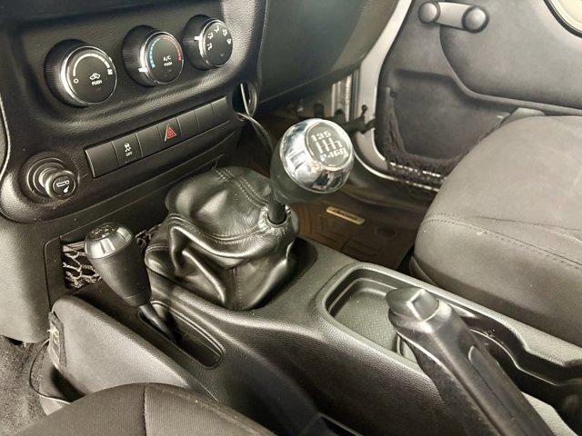 used 2015 Jeep Wrangler Unlimited car, priced at $15,977