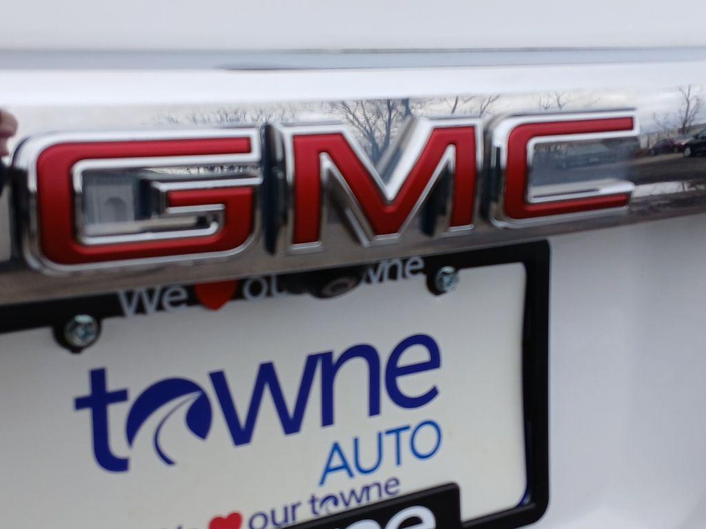 used 2023 GMC Acadia car, priced at $31,179