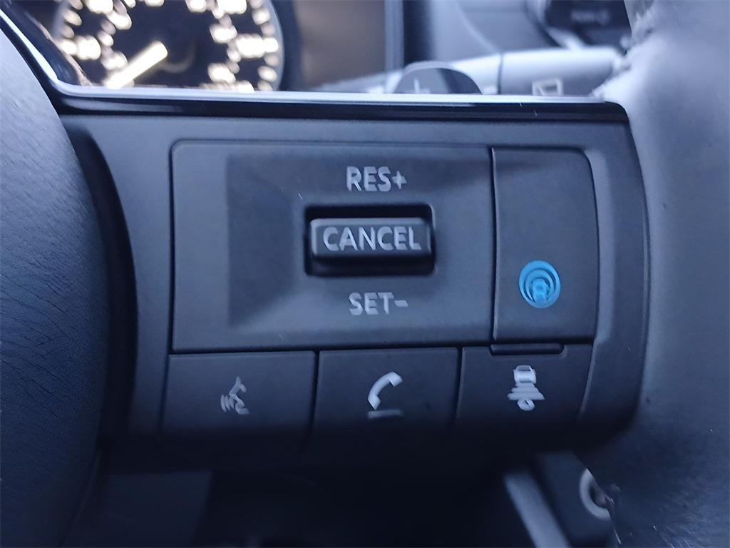 used 2023 Nissan Rogue car, priced at $25,178