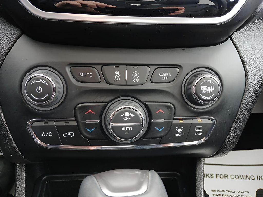 used 2021 Jeep Cherokee car, priced at $20,777