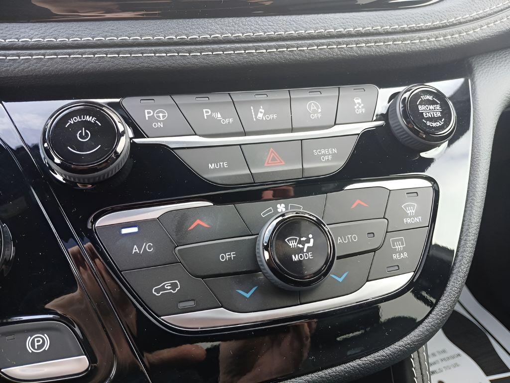 used 2023 Chrysler Pacifica car, priced at $41,989