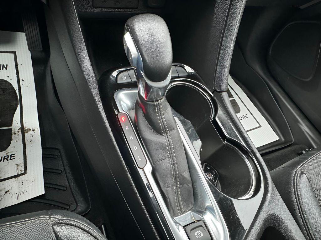 used 2022 Buick Encore GX car, priced at $15,888