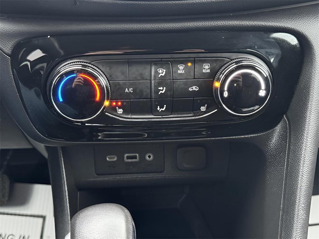 used 2022 Buick Encore GX car, priced at $17,329