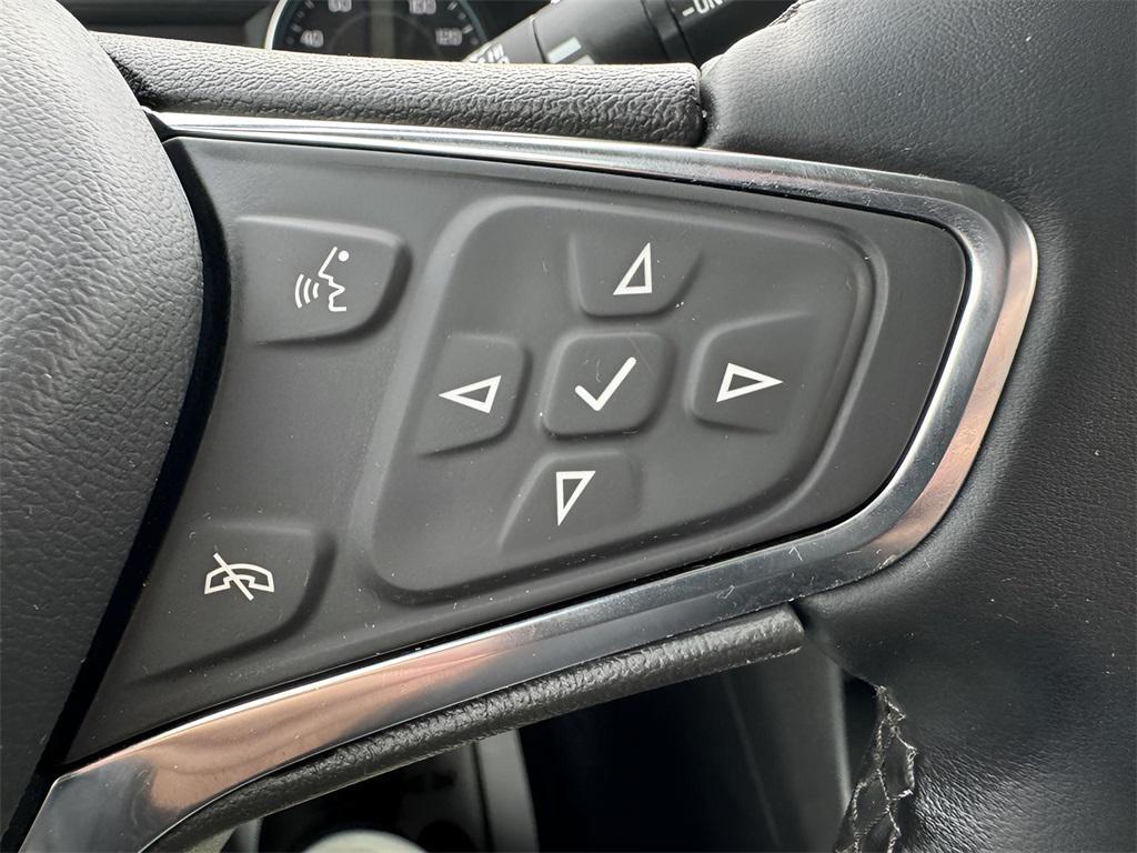 used 2023 Chevrolet Equinox car, priced at $23,444