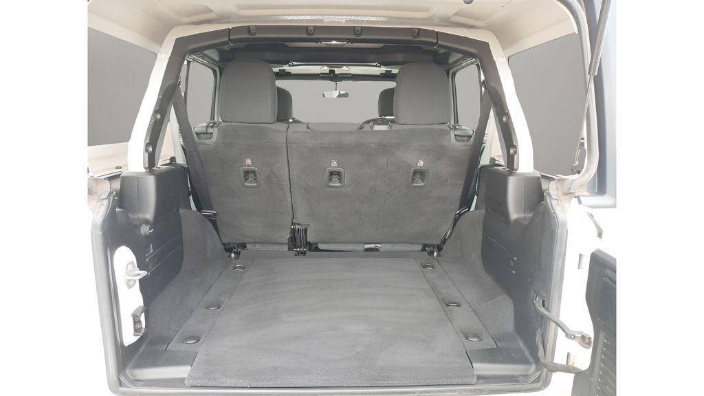 used 2021 Jeep Wrangler Unlimited car, priced at $25,076