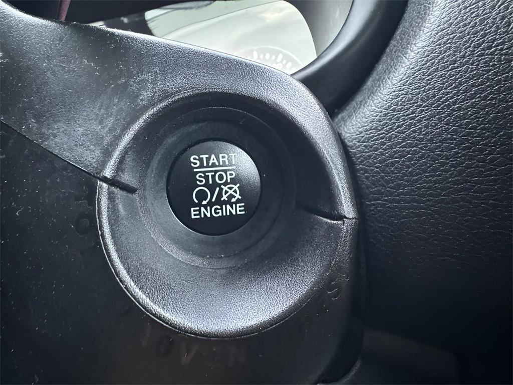 used 2021 Jeep Renegade car, priced at $19,362