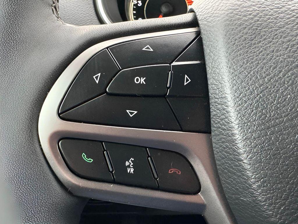 used 2022 Jeep Cherokee car, priced at $22,351