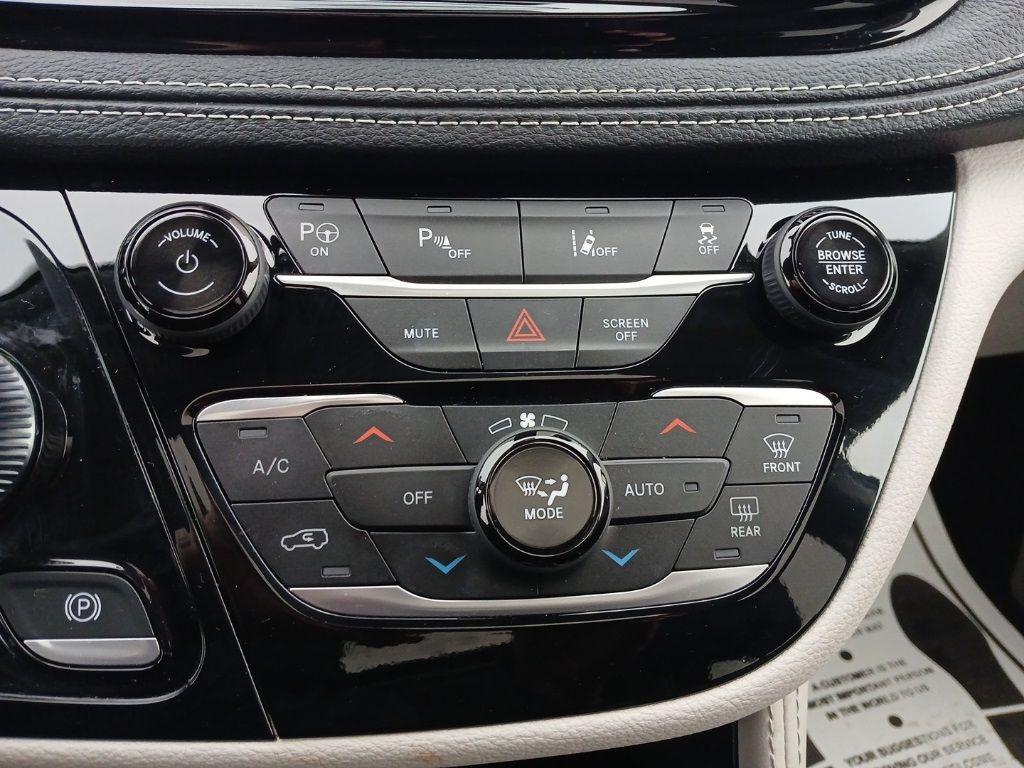 used 2023 Chrysler Pacifica Hybrid car, priced at $32,989