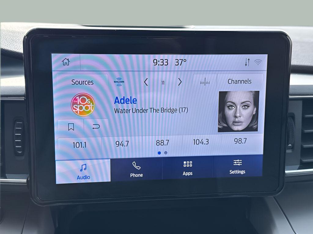 used 2024 Ford Explorer car