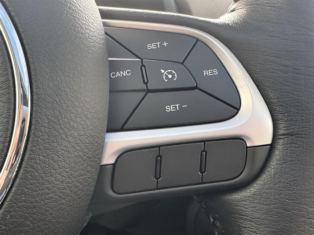 used 2023 Jeep Renegade car, priced at $23,444