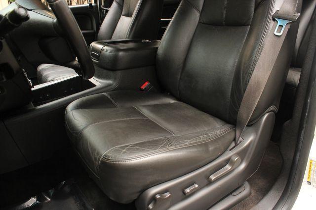 used 2014 GMC Yukon XL car, priced at $11,250