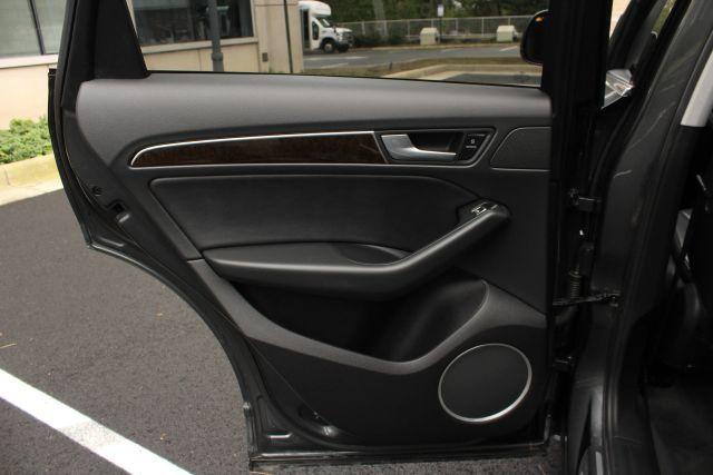 used 2014 Audi Q5 car, priced at $9,450