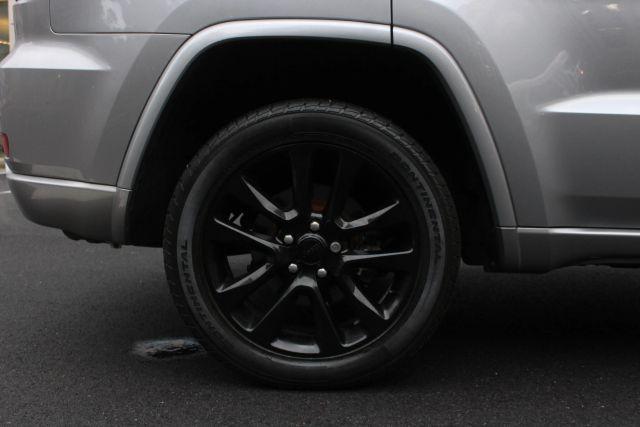 used 2017 Jeep Grand Cherokee car, priced at $9,950