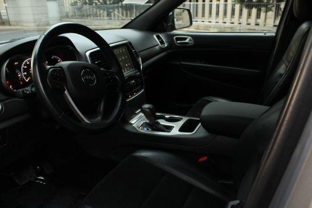 used 2017 Jeep Grand Cherokee car, priced at $9,950