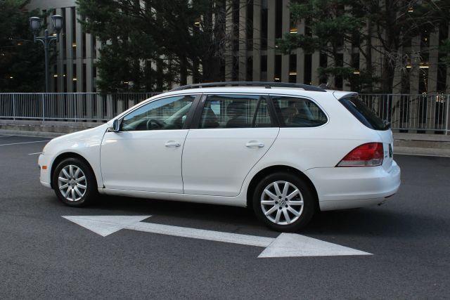 used 2009 Volkswagen Jetta car, priced at $6,550