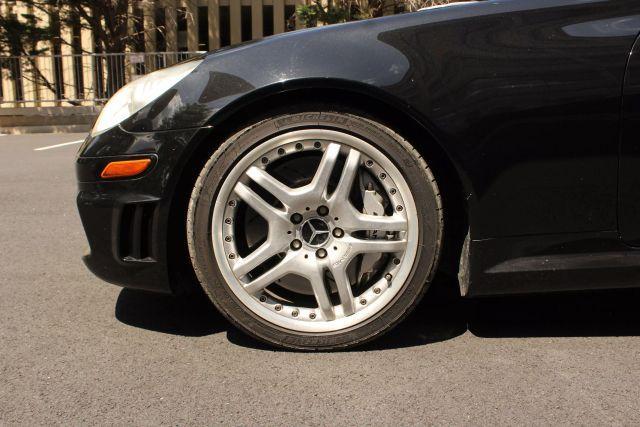 used 2007 Mercedes-Benz SLK-Class car, priced at $7,950