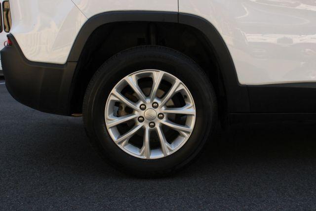 used 2020 Jeep Cherokee car, priced at $14,450