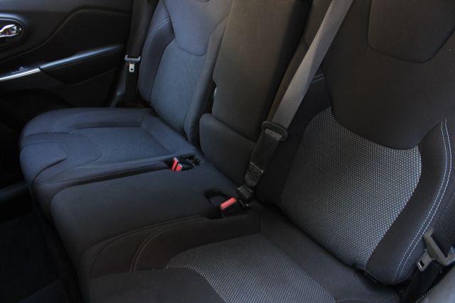 used 2020 Jeep Cherokee car, priced at $14,450