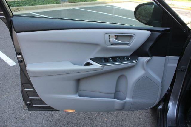 used 2015 Toyota Camry Hybrid car, priced at $9,450