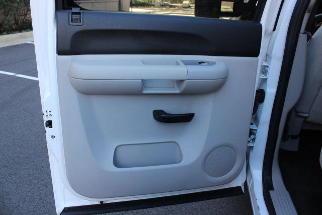 used 2009 Chevrolet Silverado 2500 car, priced at $10,450