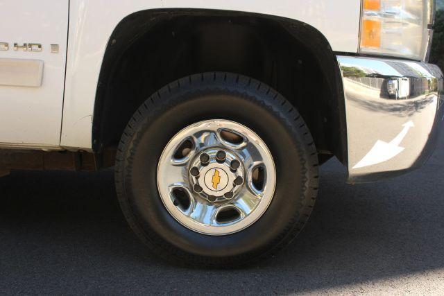 used 2009 Chevrolet Silverado 2500 car, priced at $10,450