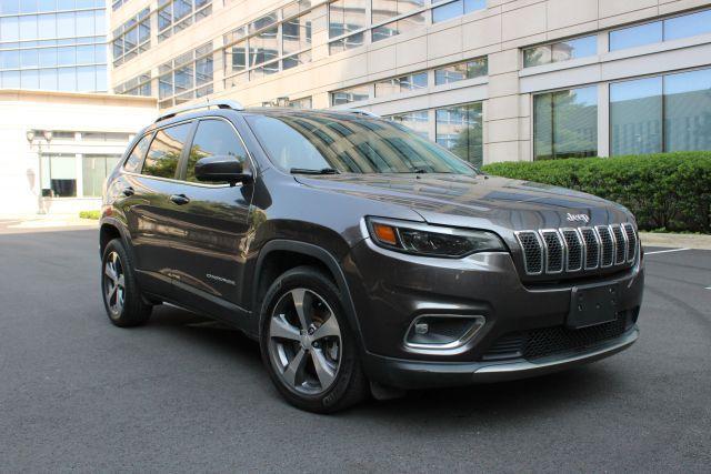 used 2020 Jeep Cherokee car, priced at $12,950