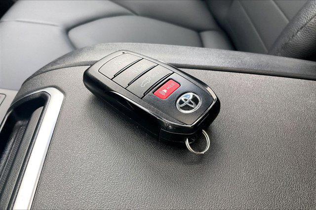 used 2025 Toyota Highlander car, priced at $43,000