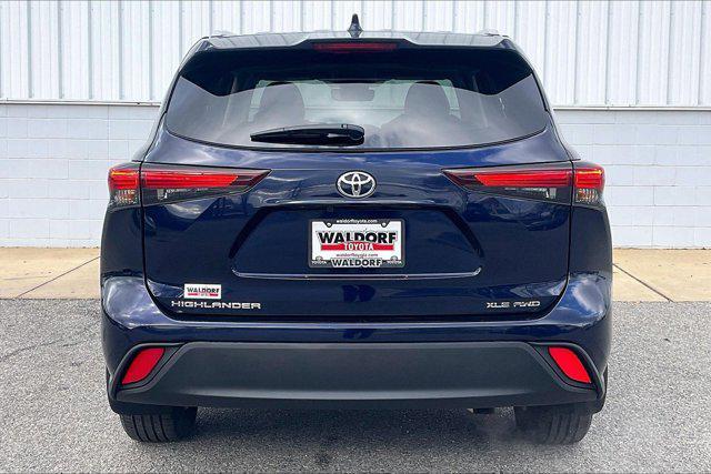 used 2025 Toyota Highlander car, priced at $43,000