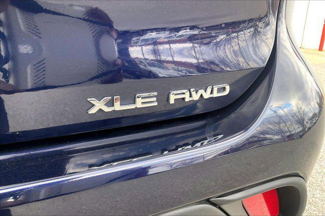 used 2025 Toyota Highlander car, priced at $43,000