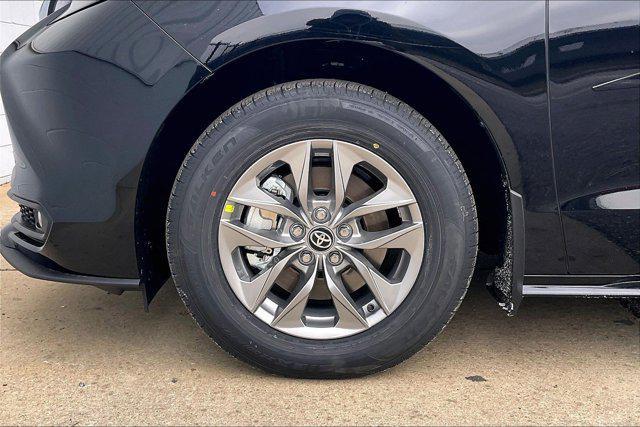 new 2026 Toyota Sienna car, priced at $49,005