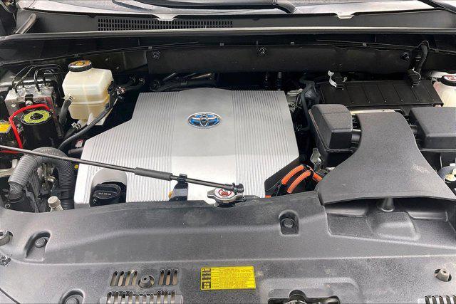 used 2018 Toyota Highlander Hybrid car, priced at $22,250