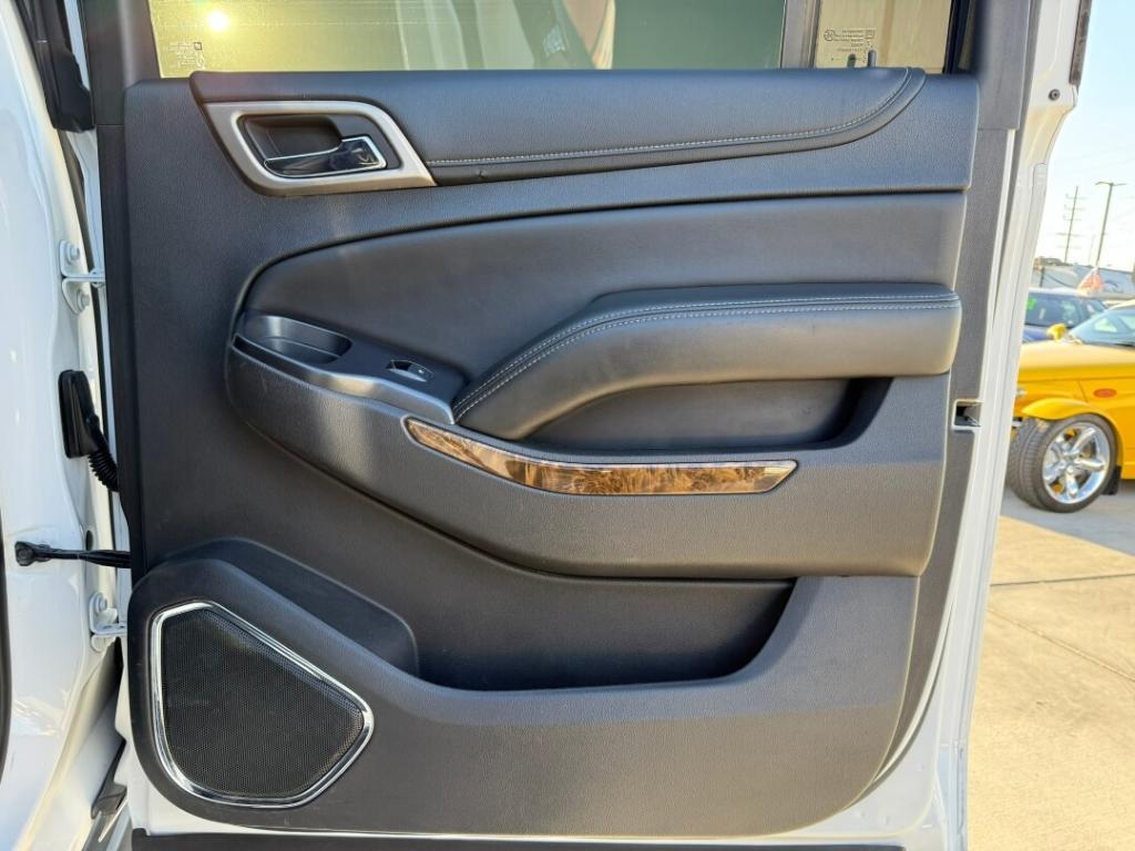 used 2015 GMC Yukon XL car, priced at $23,595