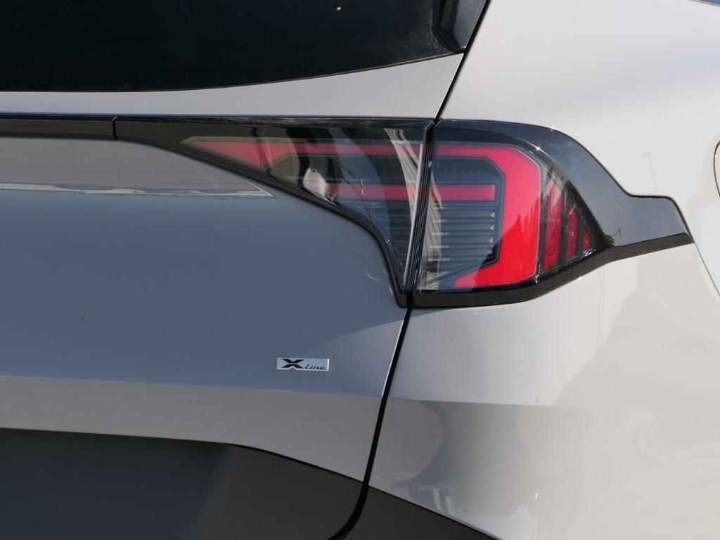 new 2026 Kia Sportage Plug-In Hybrid car, priced at $43,145