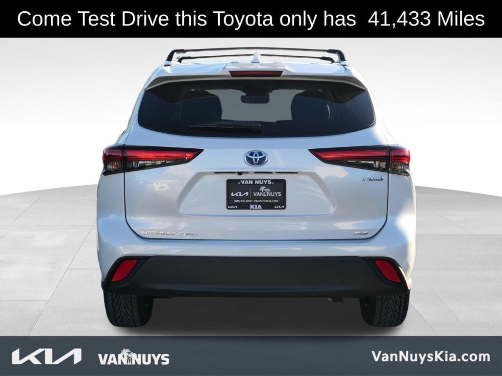 used 2022 Toyota Highlander Hybrid car, priced at $34,588
