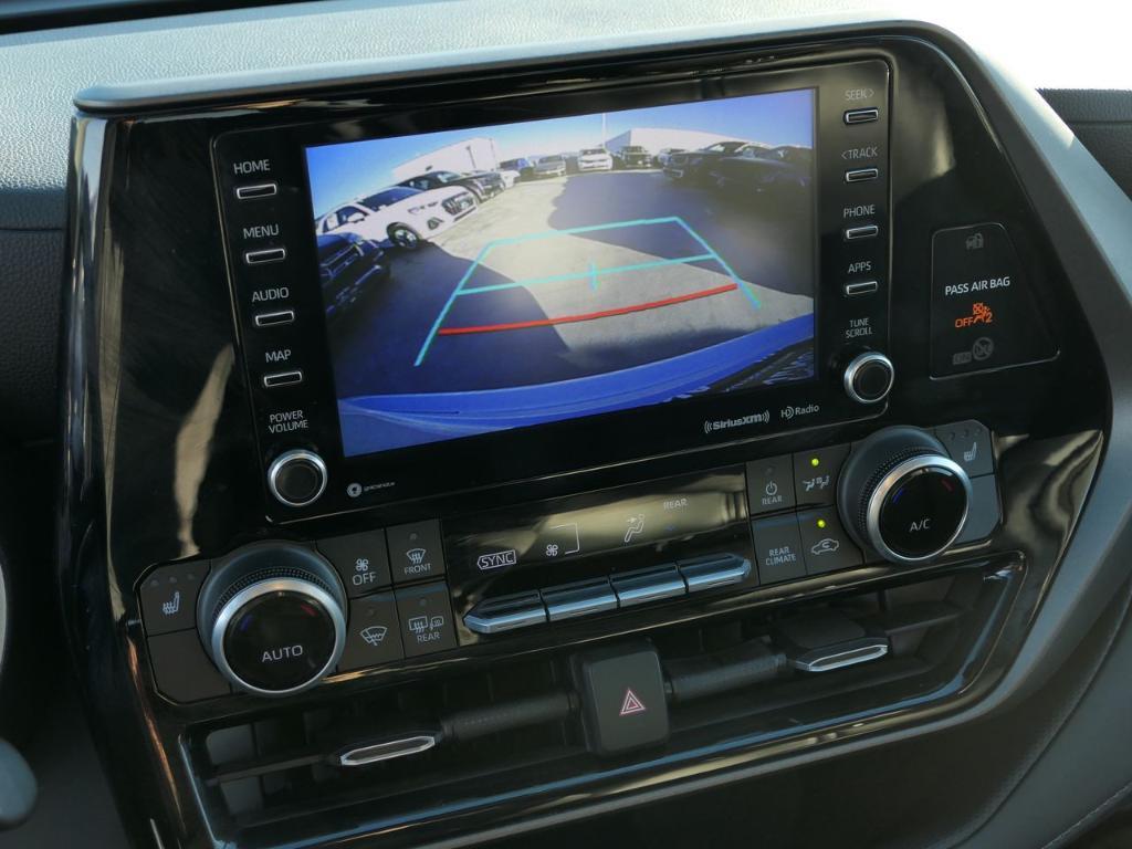 used 2022 Toyota Highlander Hybrid car, priced at $34,588