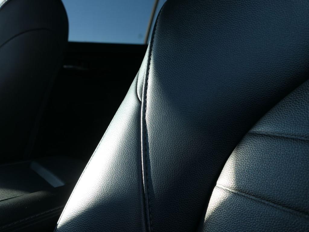 used 2022 Toyota Highlander Hybrid car, priced at $34,588