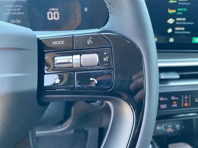 new 2026 Kia Sorento Hybrid car, priced at $38,086