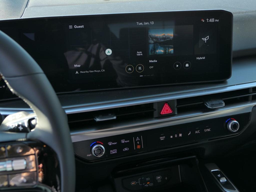 new 2026 Kia Sorento Hybrid car, priced at $42,370