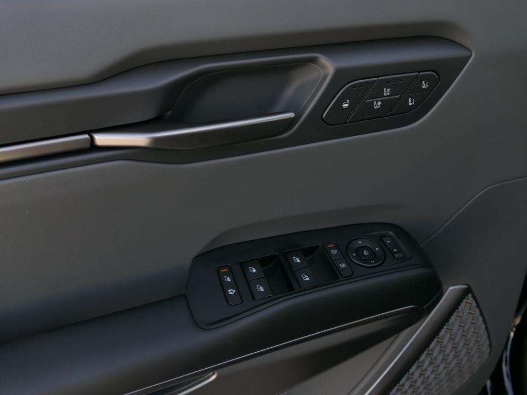 new 2026 Kia EV9 car, priced at $66,620