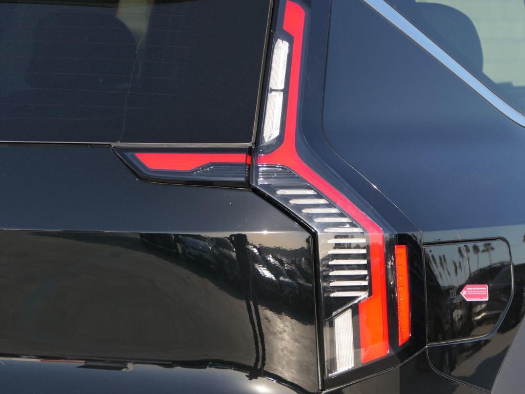 new 2026 Kia EV9 car, priced at $66,620