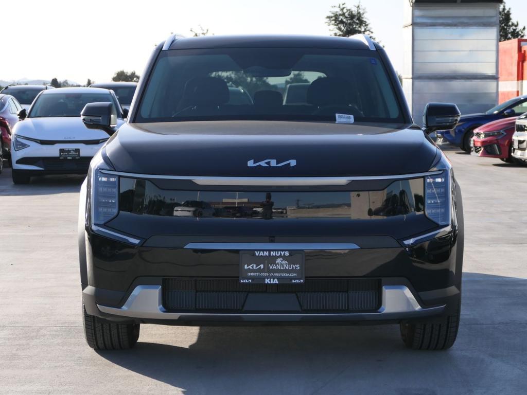 new 2026 Kia EV9 car, priced at $66,620
