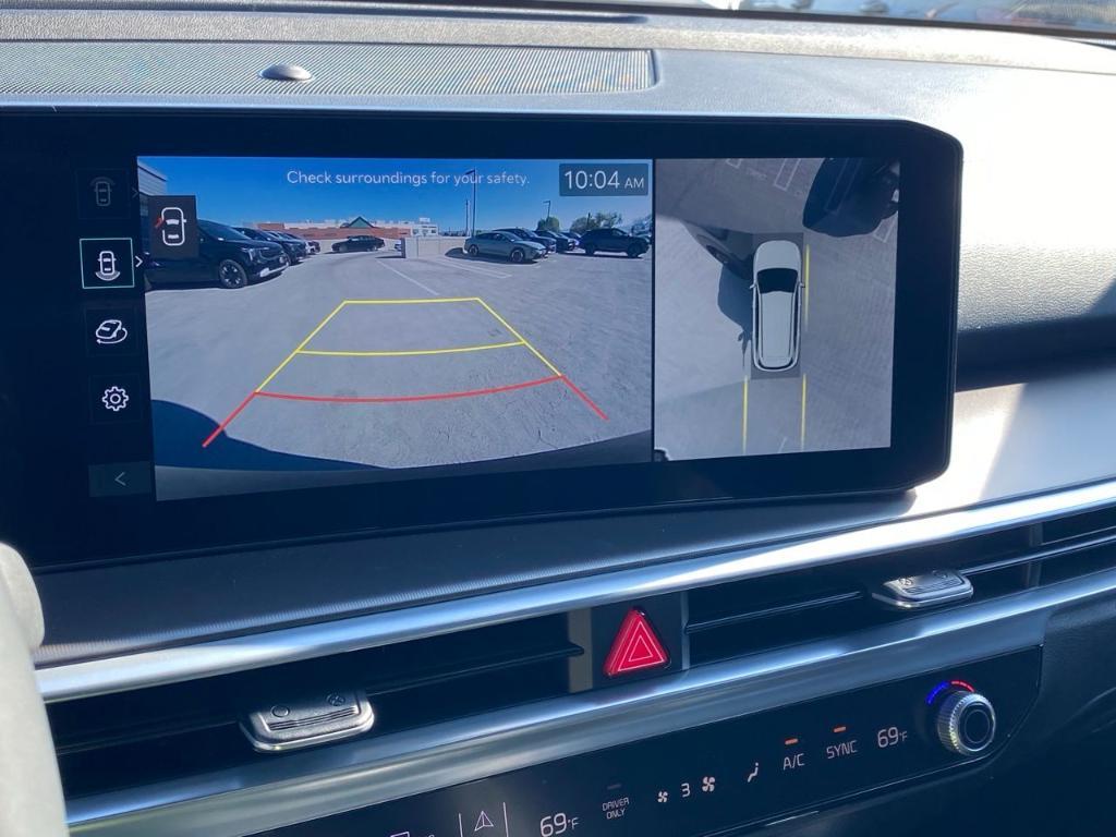 new 2026 Kia Sorento Hybrid car, priced at $48,870