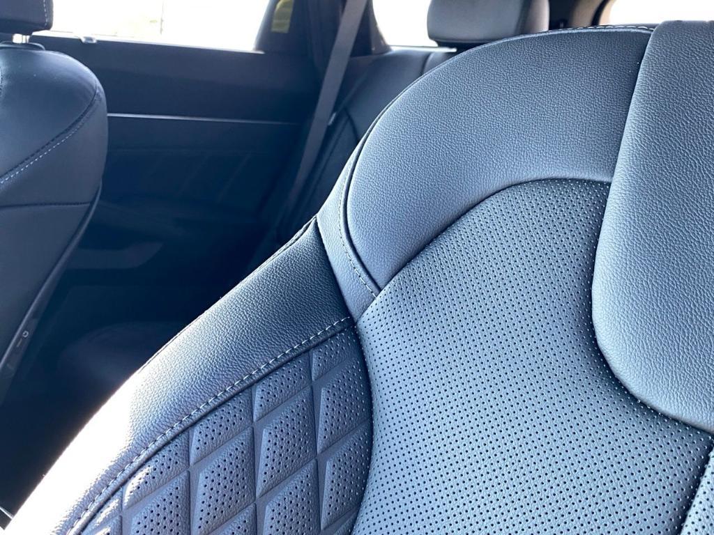 new 2026 Kia Sorento Hybrid car, priced at $48,870