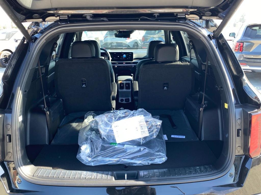 new 2026 Kia Sorento Hybrid car, priced at $48,870