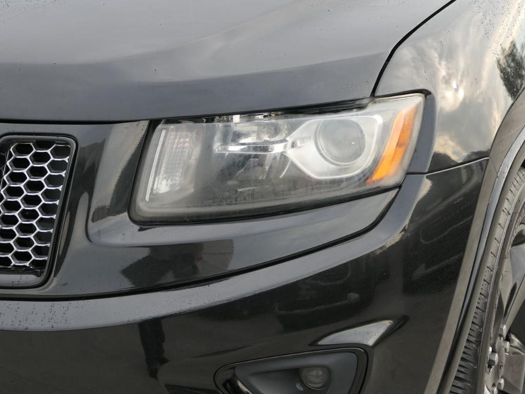 used 2015 Jeep Grand Cherokee car, priced at $14,000