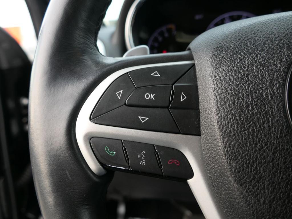 used 2015 Jeep Grand Cherokee car, priced at $14,000