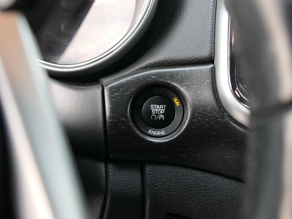 used 2015 Jeep Grand Cherokee car, priced at $14,000