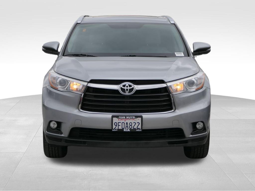 used 2016 Toyota Highlander car, priced at $19,750